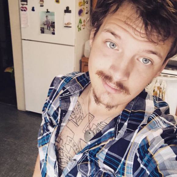 Meet your Posher, Lain - Picture 1 of 1